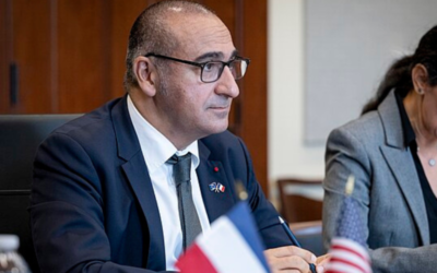 Protoxyde d’azote : le gouvernement veut créer trois nouveaux délits pour encadrer son usage