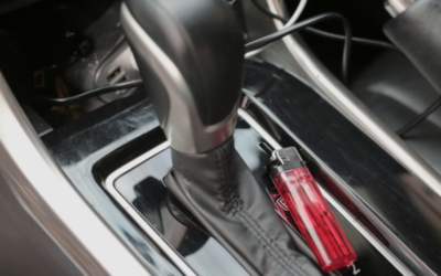 Pourquoi ne faut-il jamais laisser un briquet dans une voiture ?