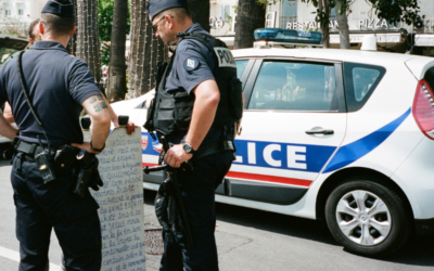 Ain : deux policiers sauvent une adolescente de 14 ans piégée dans un incendie