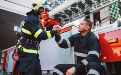 Incendies : les syndicats de pompiers refusent d’être qualifiés de « héros »