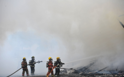 Incendie en Gironde : le chef des pompiers dément avoir abandonné Le Porge